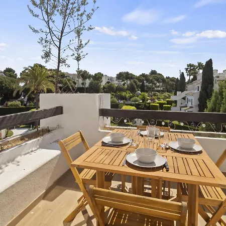 Mijas 3 Pools Homestay *