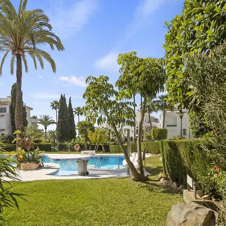 Mijas 3 Pools Homestay Sitio de Calahonda